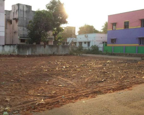 Porur plot